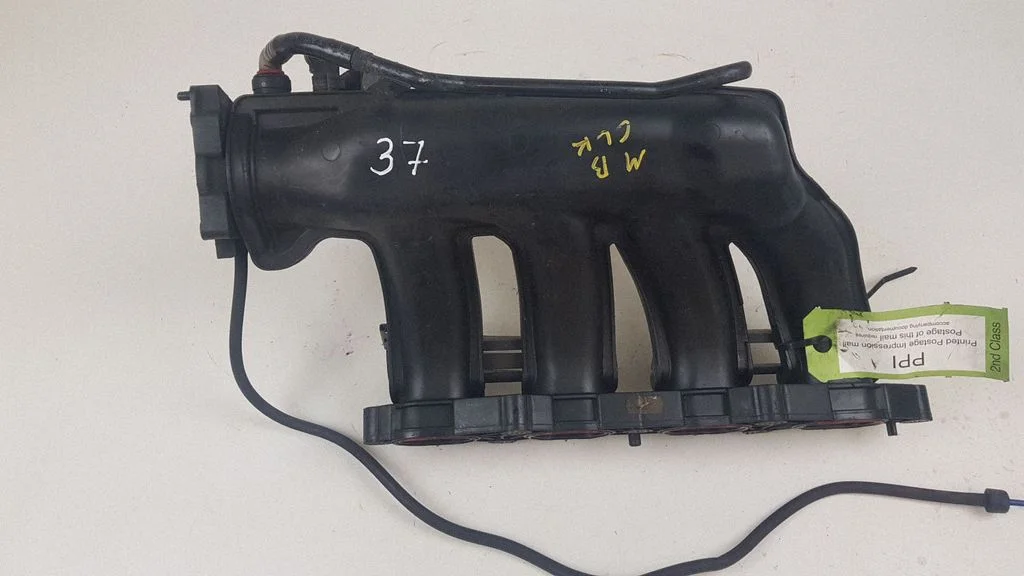 Intake manifold A2711401101 – Mercedes-Benz C-Class W203 (2000-2007)
