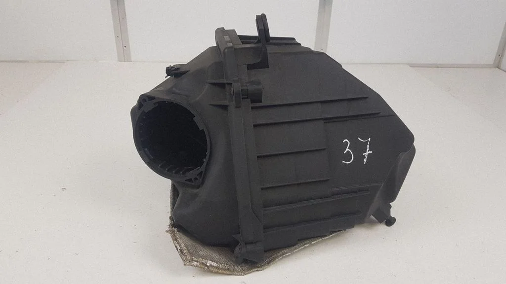Õhufiltri korpus 3D0129601CA