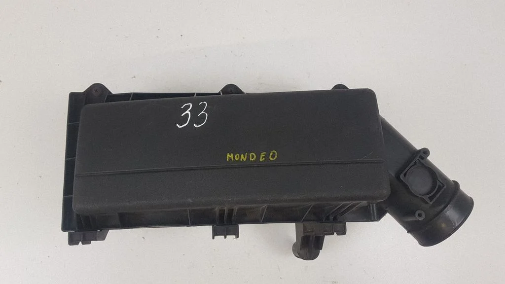 Obudowa filtra powietrza – Ford Mondeo Mk III (2000-2007)