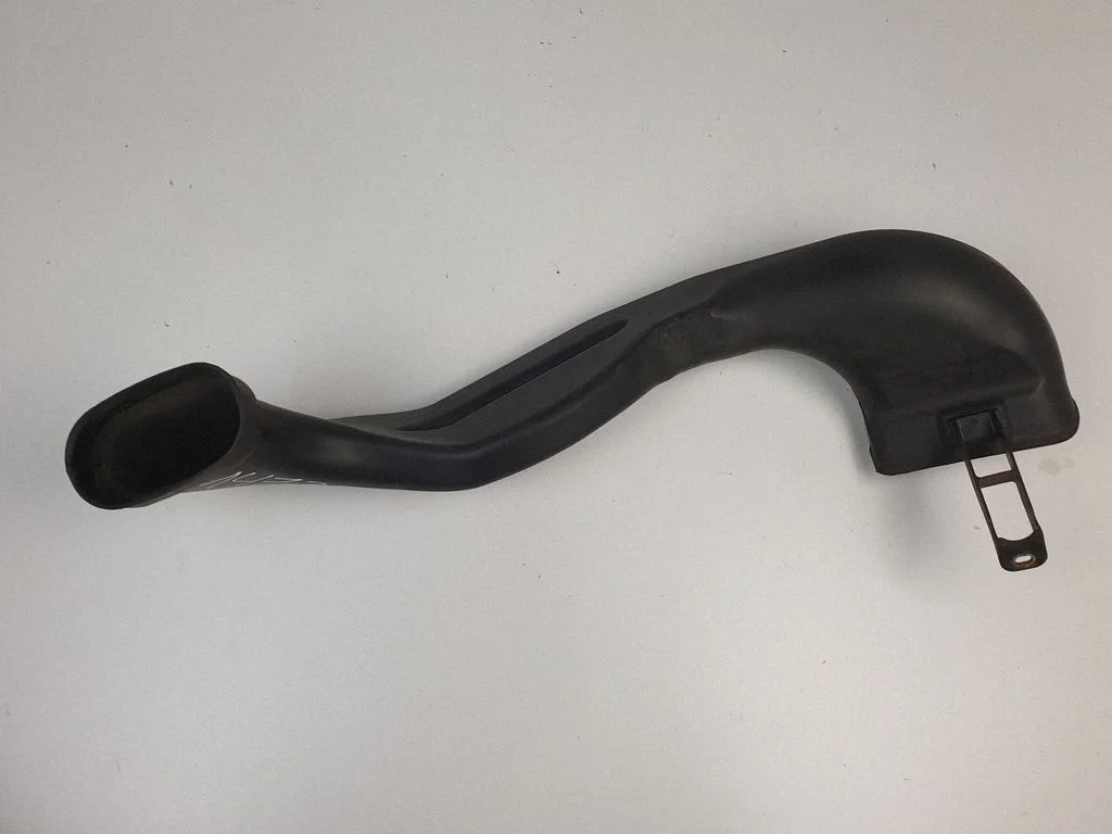 Air intake duct part 13307080