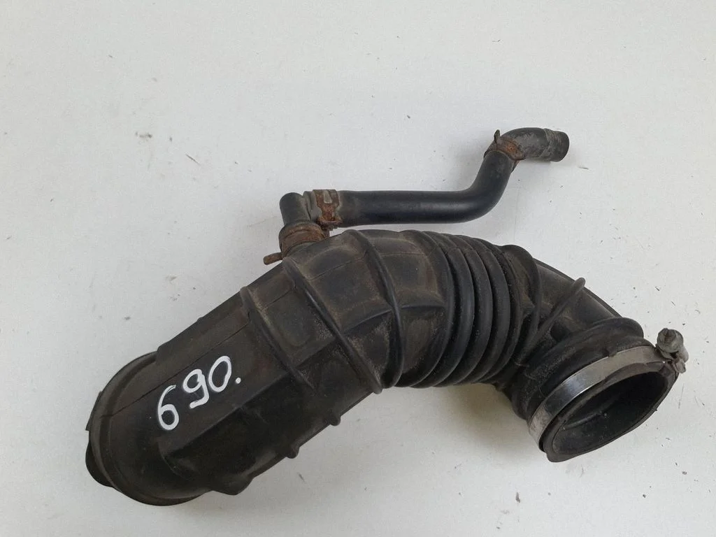 Air intake duct part 7511708