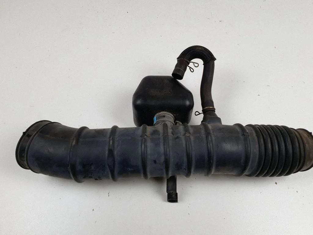 Air intake duct part 1789331070