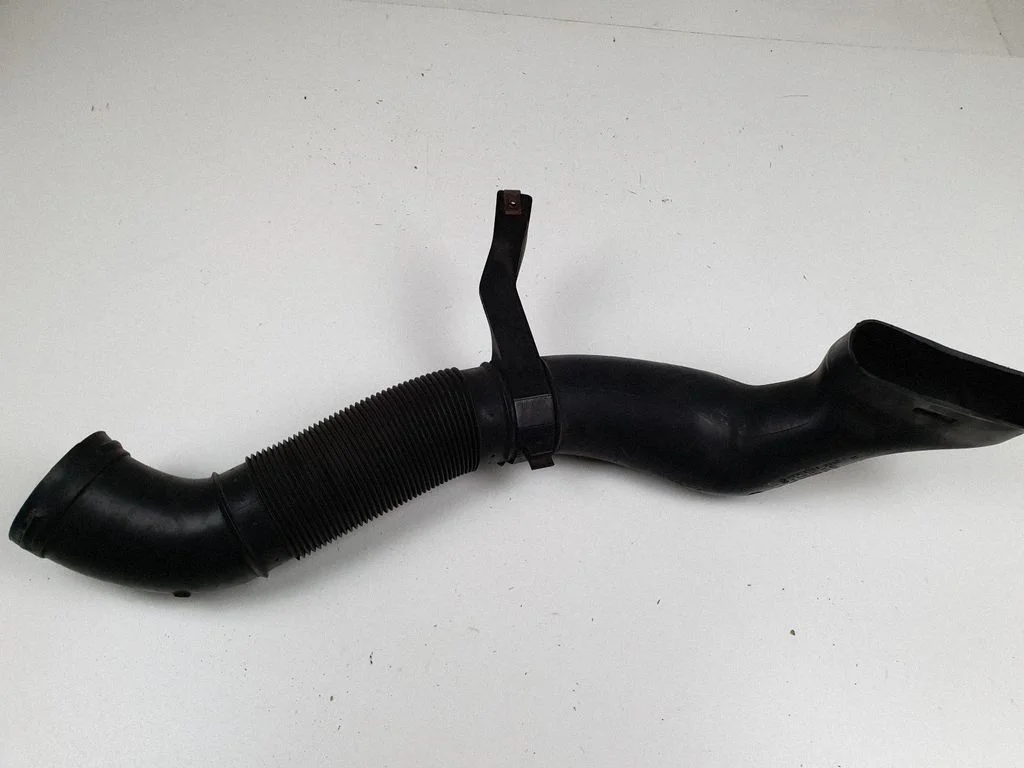 Air intake duct part A6460940082