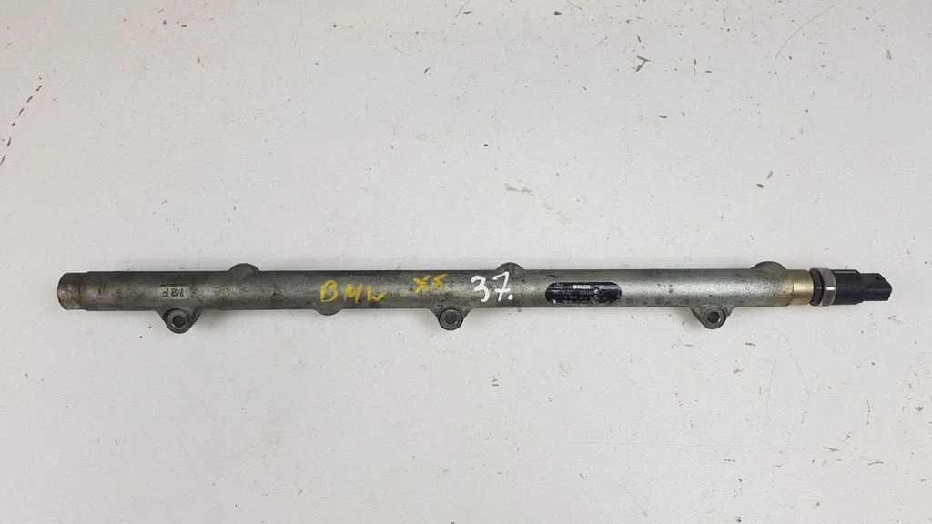 Listwa paliwowa (magistrala) – BMW X5 E53 (1999-2006)
