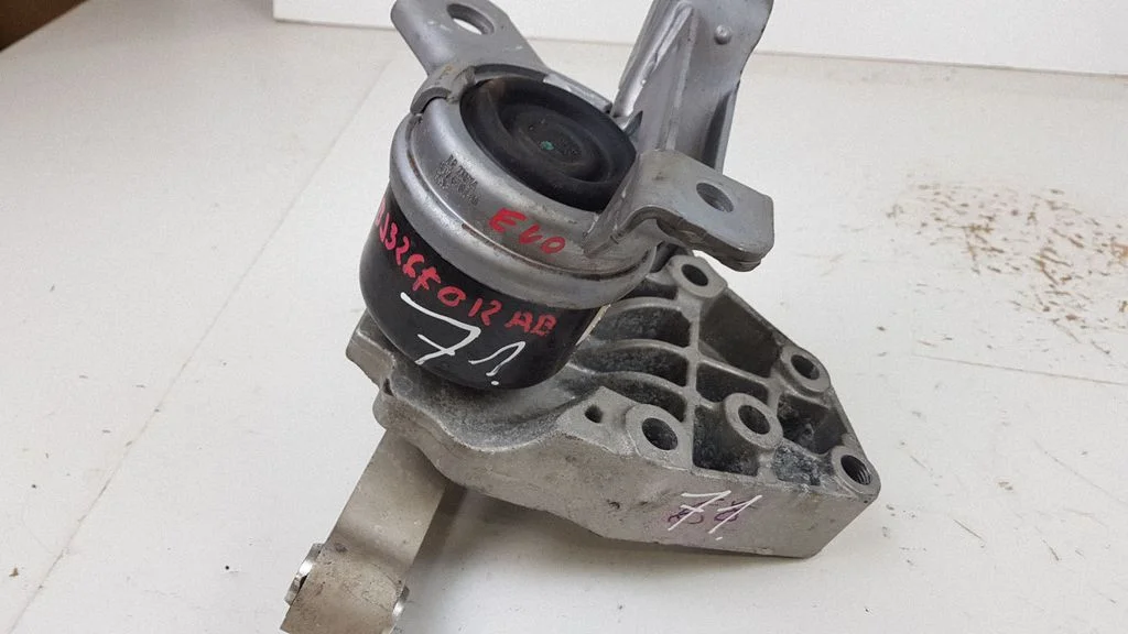 Engine mount bracket BJ326F012AB