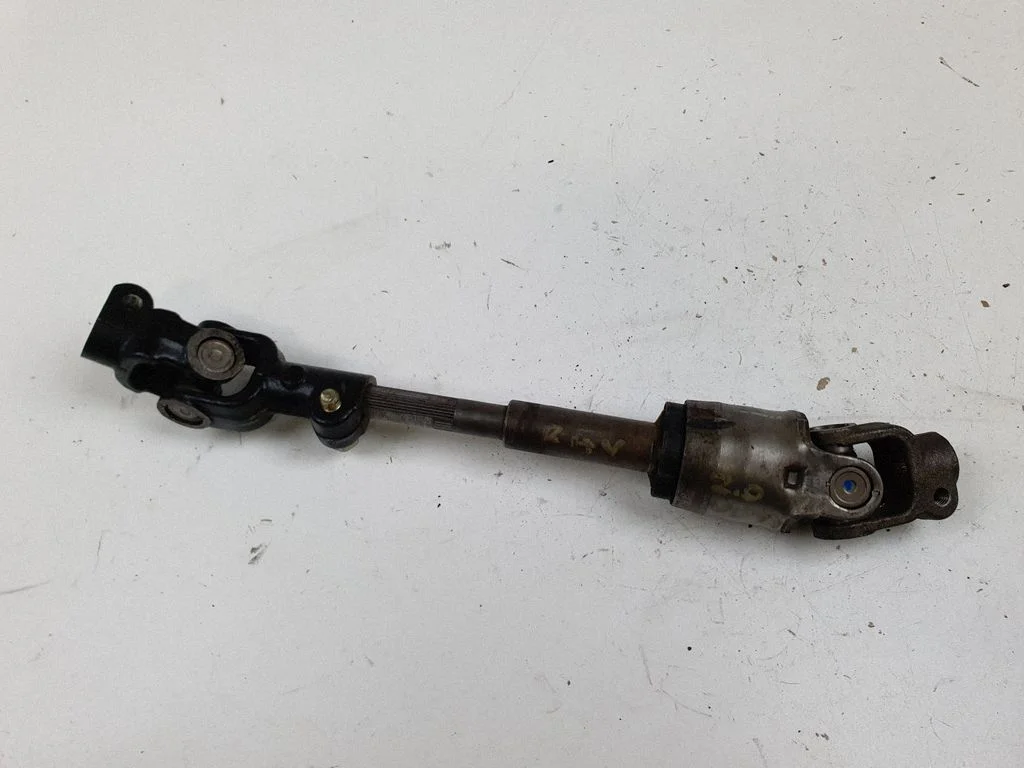 Steering column universal joint – Toyota RAV 4 (XA20) (2000-2005)