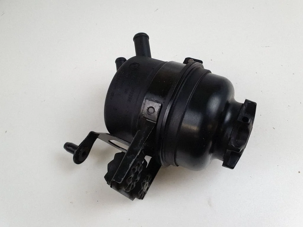 Roolivõimendi vedelikupaak 6851218 – BMW X1 E84 (2009-2015)