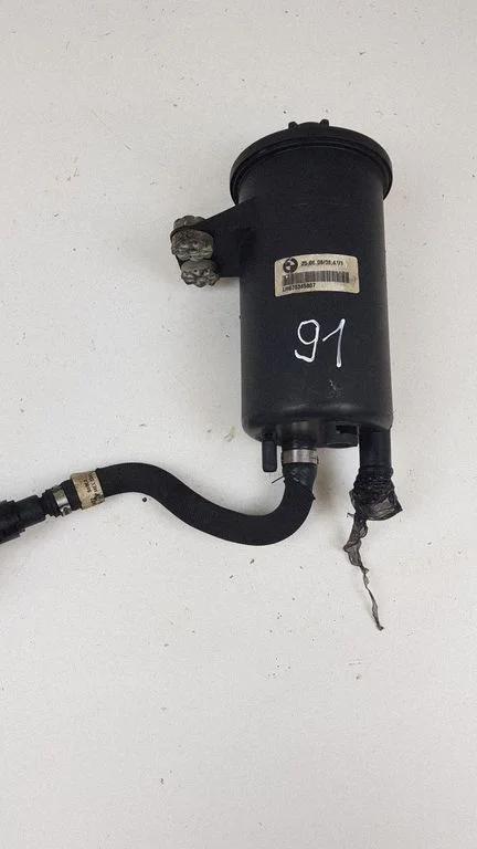Zbiorniczek płynu wspomagania 6763458