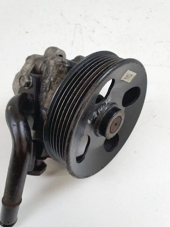 Power steering pump 0K2KC32600 – KIA Carens II (2007-2012)
