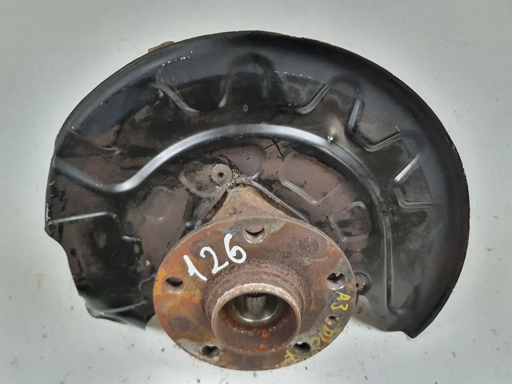 Eesmine rattapukk (pöördrataspukk) – Audi A3 S3 8V (2013-2019)