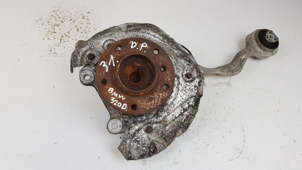 Front wheel hub spindle knuckle 6764444