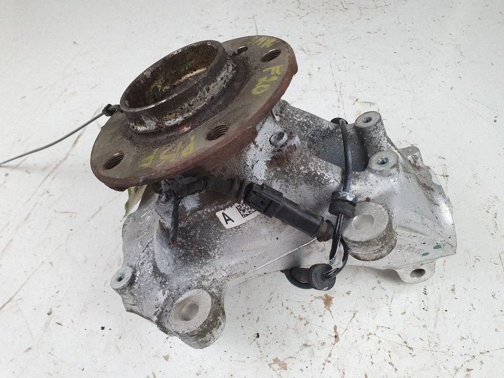Front wheel hub spindle knuckle 6792285