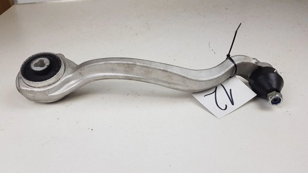 Front control arm 2123302811