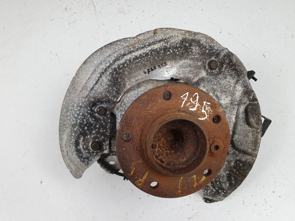 Front wheel hub spindle knuckle 6762852
