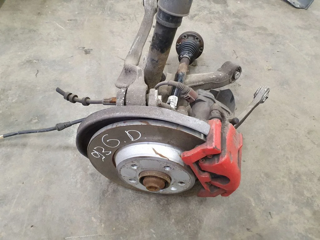 Rear wheel hub spindle/knuckle 8K0213035AA