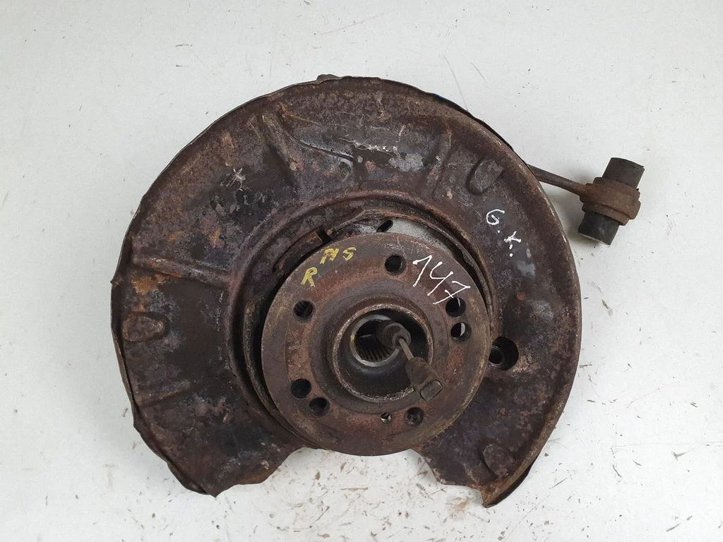 Rear wheel hub spindle/knuckle A220357090