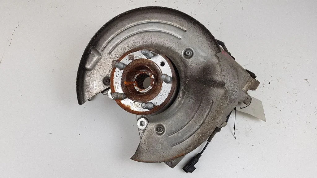 Rear wheel hub spindle/knuckle HK831109AA