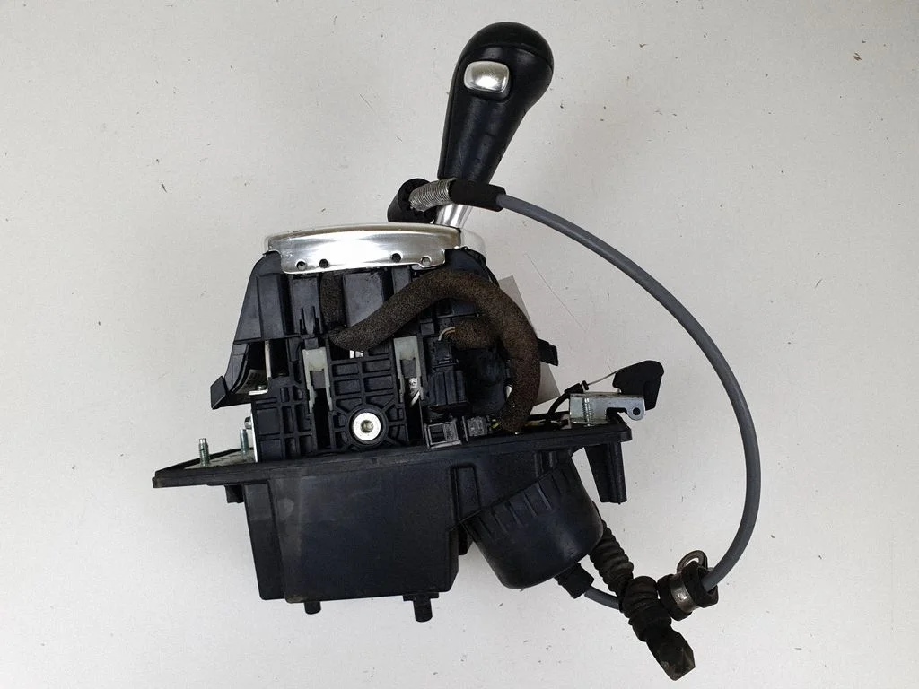 Gear selector mechanism – Audi A8 S8 D3 4E (2002-2009)
