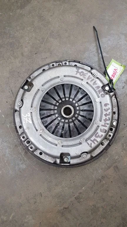 Clutch set kit 637749341 – Opel Vivaro (2001-2014)