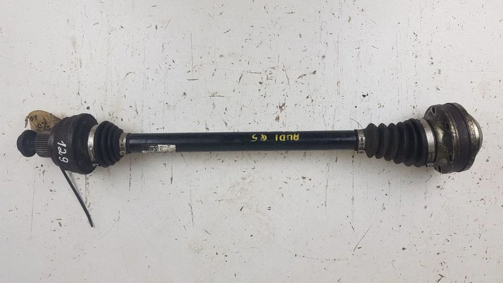 Rear driveshaft – rear left