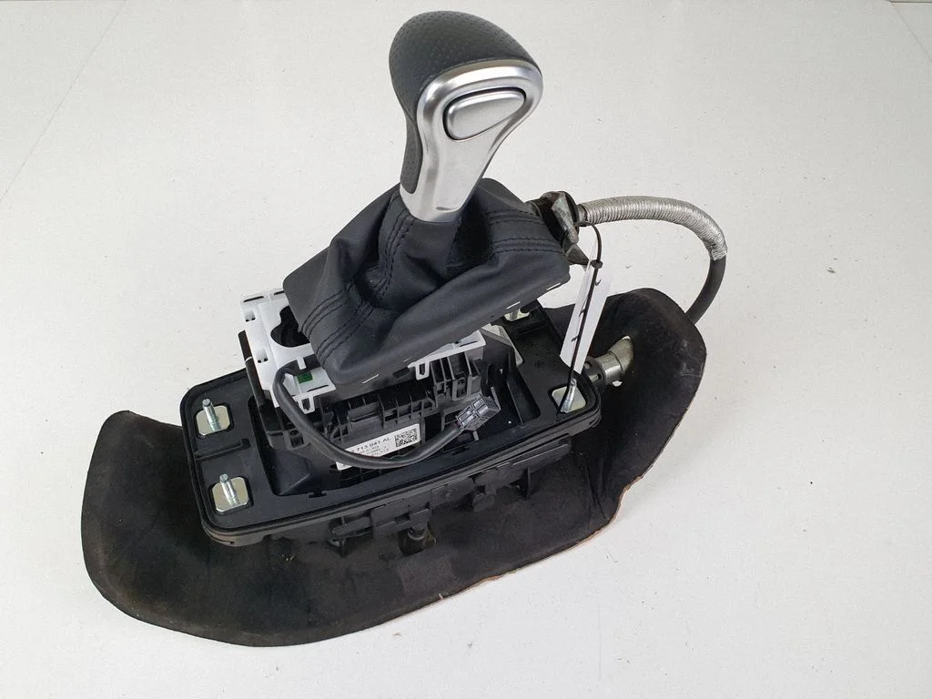 Gear selector mechanism – Audi A5 Sportback 8TA (2009-2016)