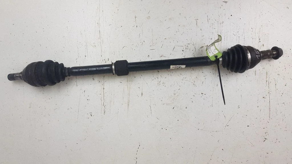 Front driveshaft 13228196