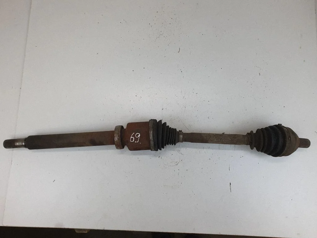 Front driveshaft