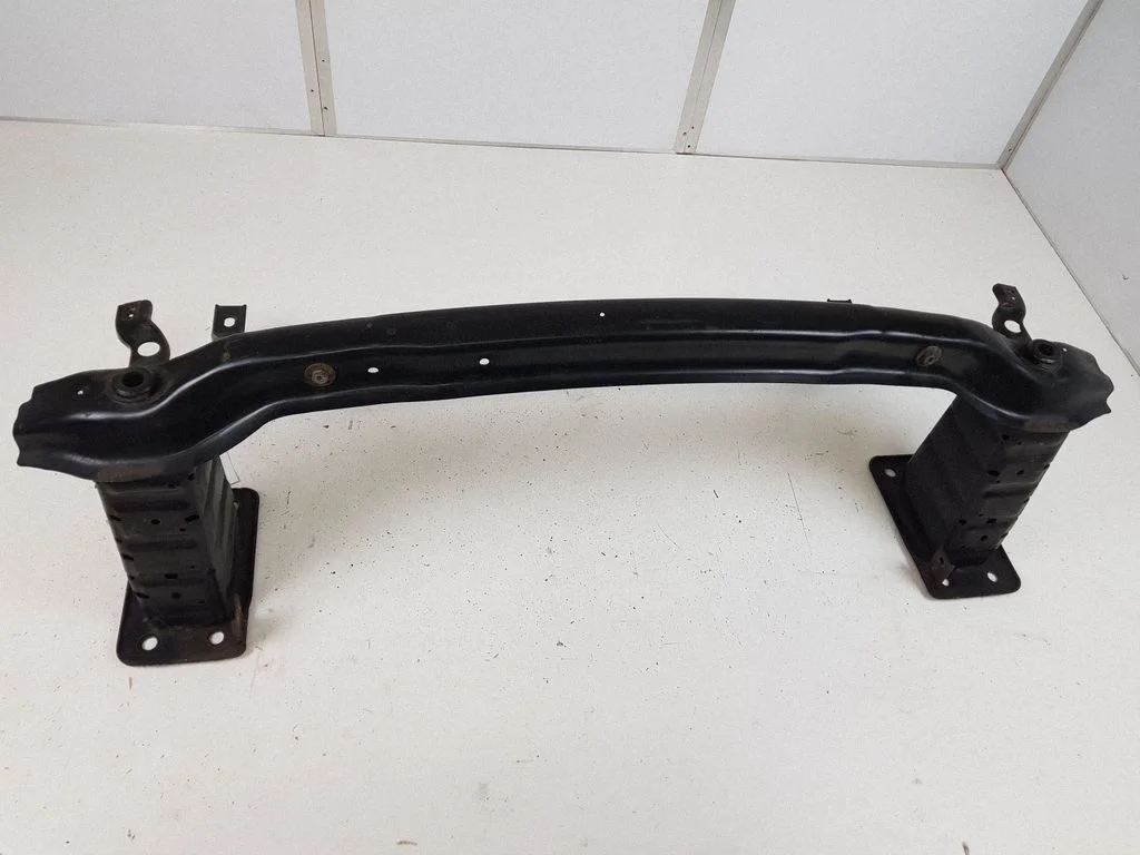 Esistange põikitala 74529416 – BMW X5 E70 (2006-2013)