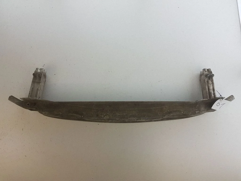 Front bumper cross member 4F0807111