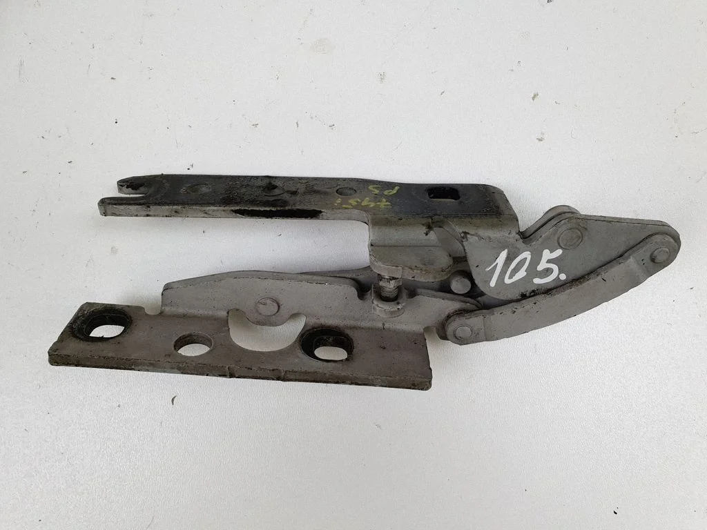 Engine bonnet/hood hinges 8240333
