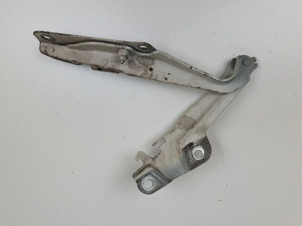 Engine bonnet/hood hinges – Jaguar XF X250 (2007-2015)