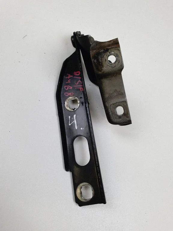 Engine bonnet/hood hinges 8K0823302D
