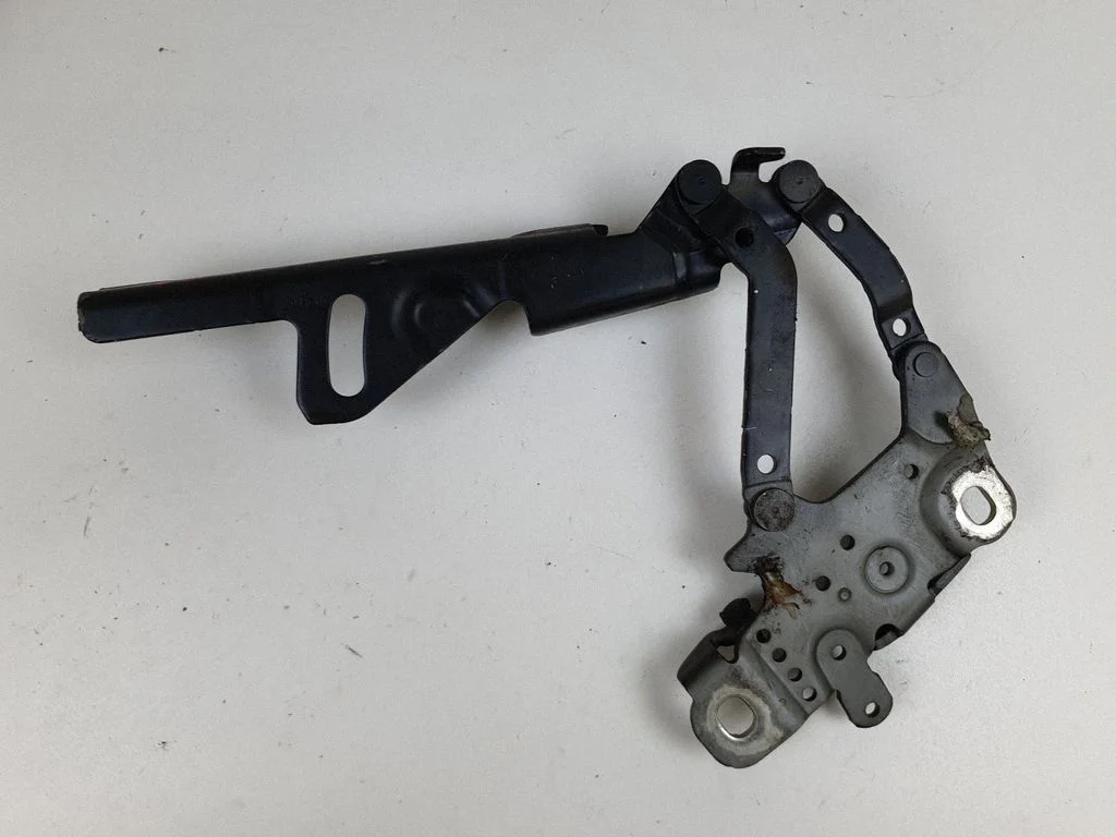 Zawiasy maski – BMW Seria 1 F20 F21 (2011-2019)