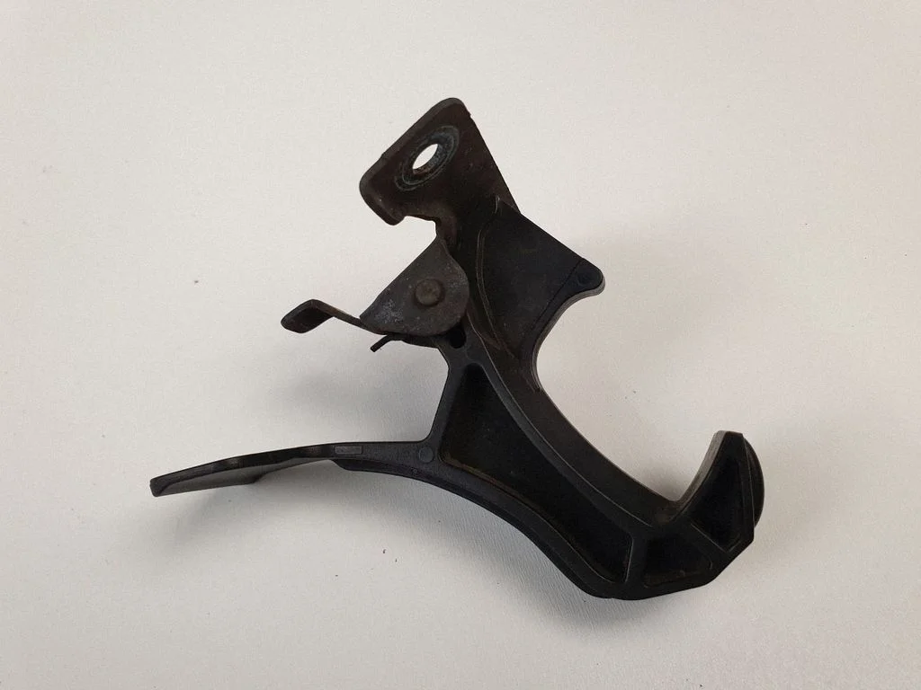 Engine bonnet/hood lock/catch 9678316780