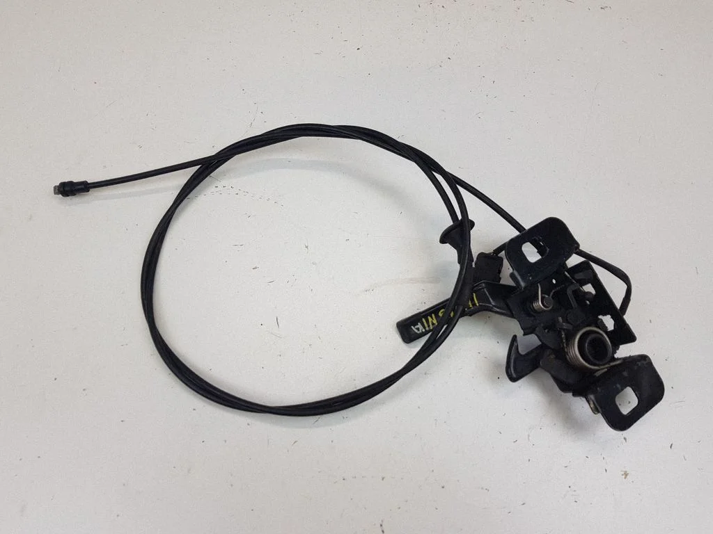 Engine bonnet/hood lock/catch 13313239