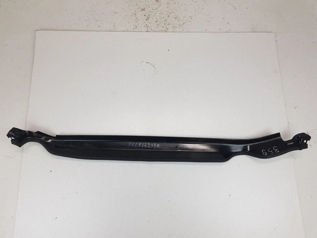 Klaasipuhastite iluliist(id) – Audi A3 S3 8V (2013-2019)