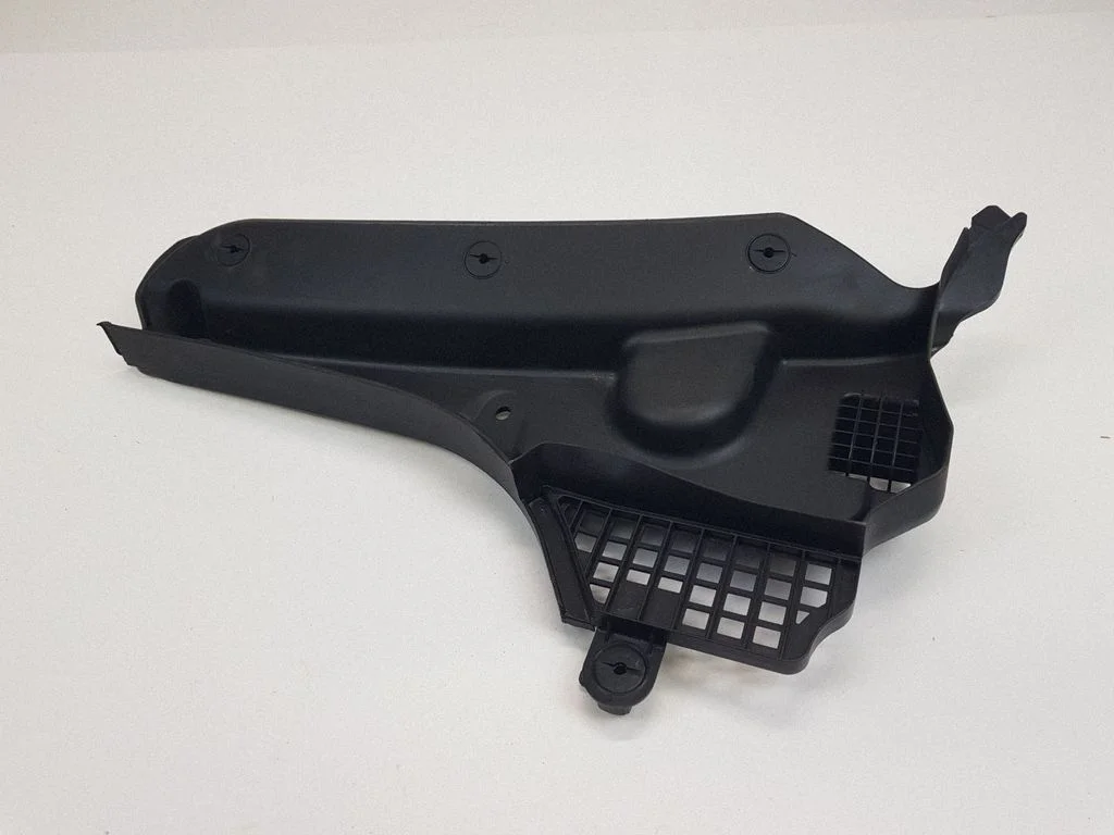 Wiper trim 7305493