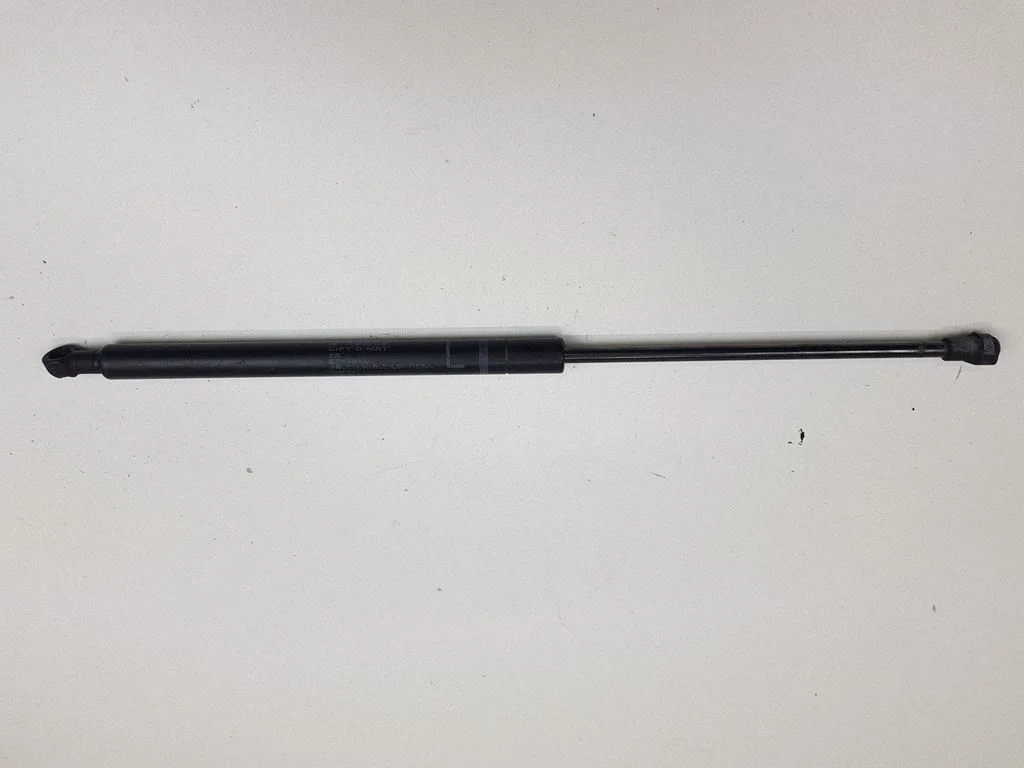 Siłownik maski 534500W081 – Lexus IS 220D-250-350 (2006-2013)