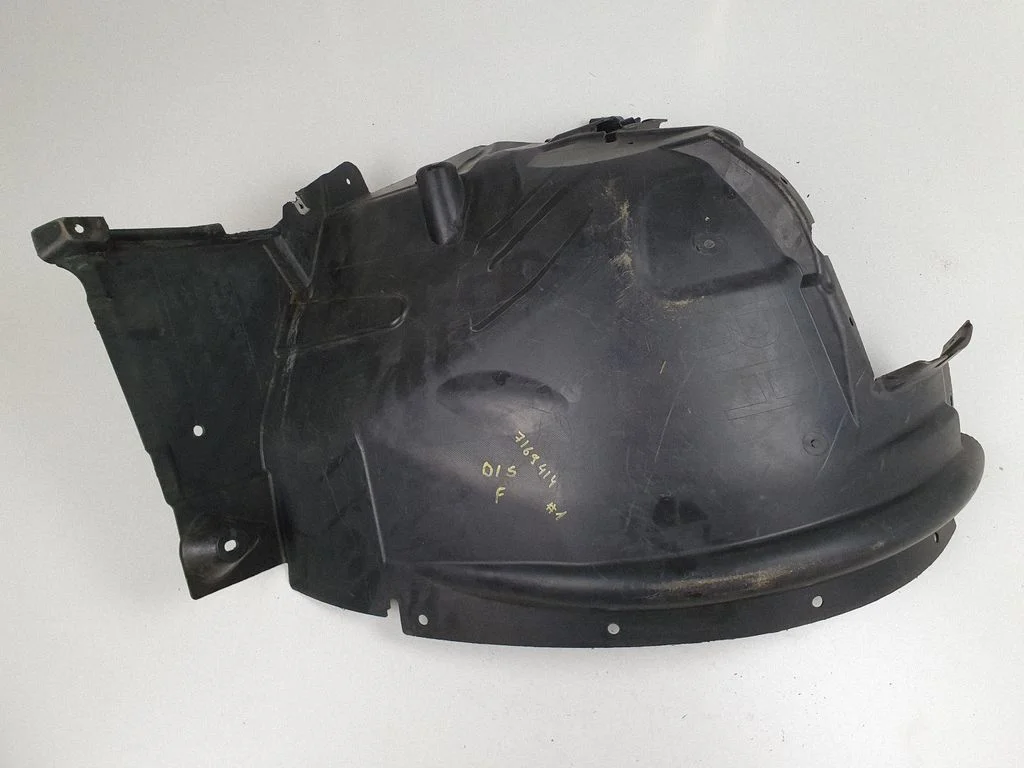 Front wheel arch liner splash guards 7169414