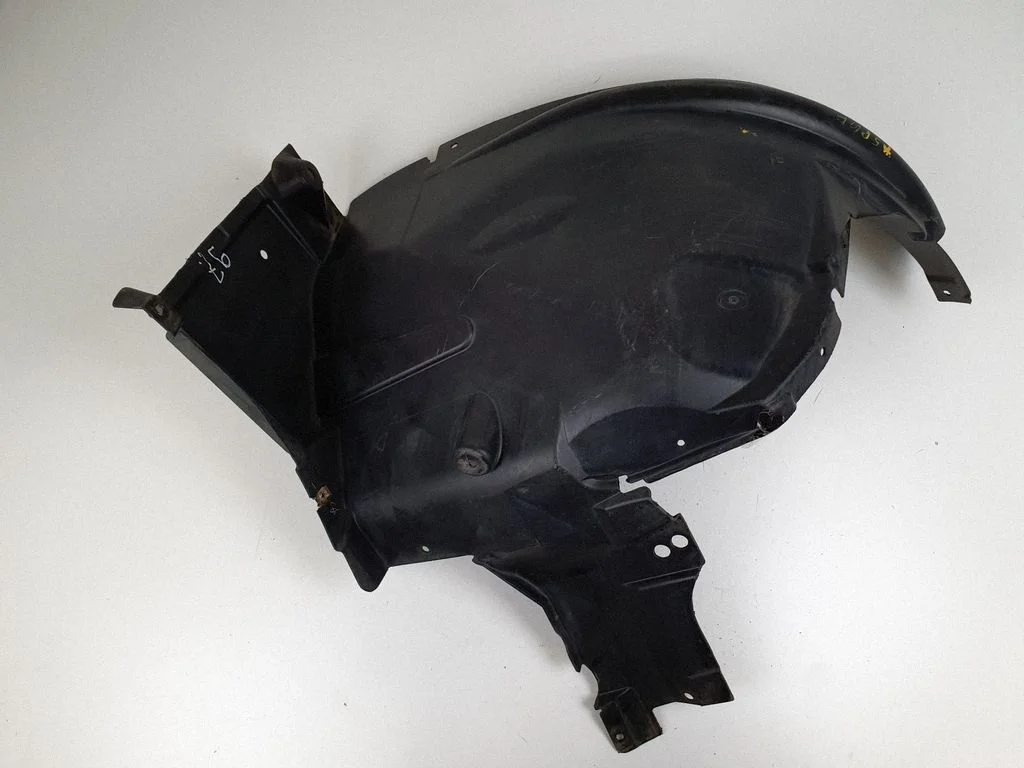 Front wheel arch liner splash guards 7169413