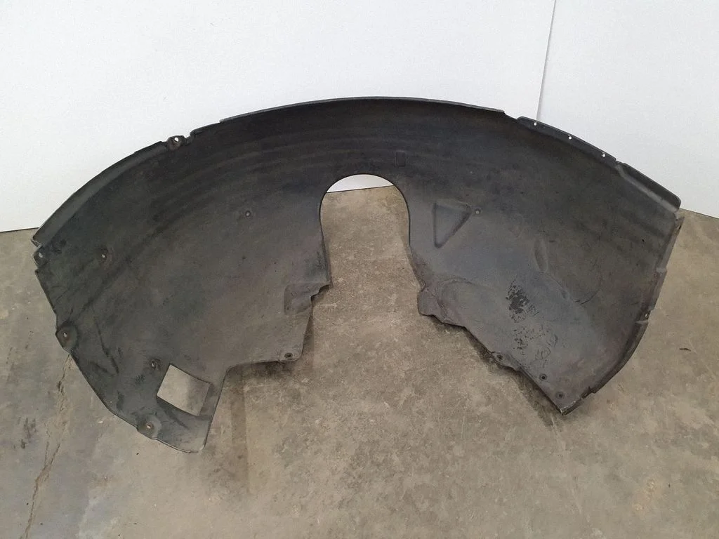 Front wheel arch liner splash guards 8223375
