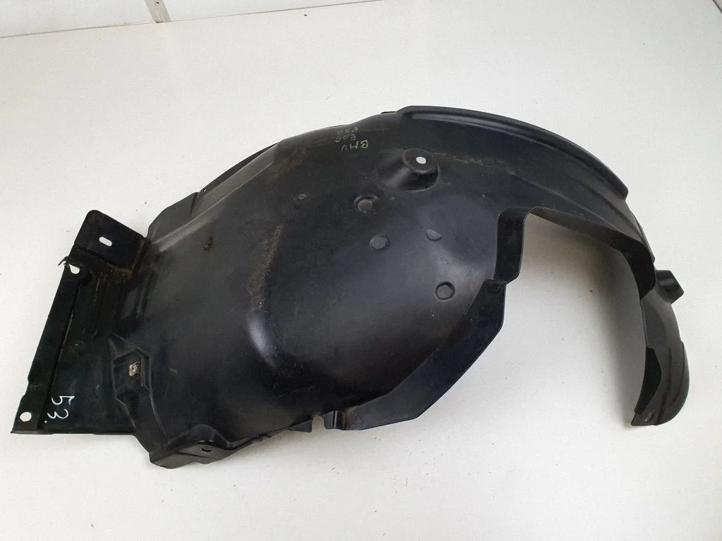 Front wheel arch liner splash guards 7059377