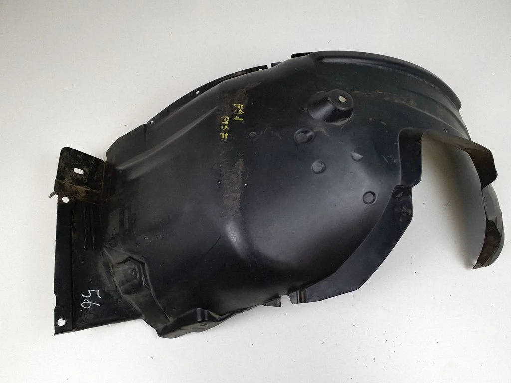 Front wheel arch liner splash guards 7059377