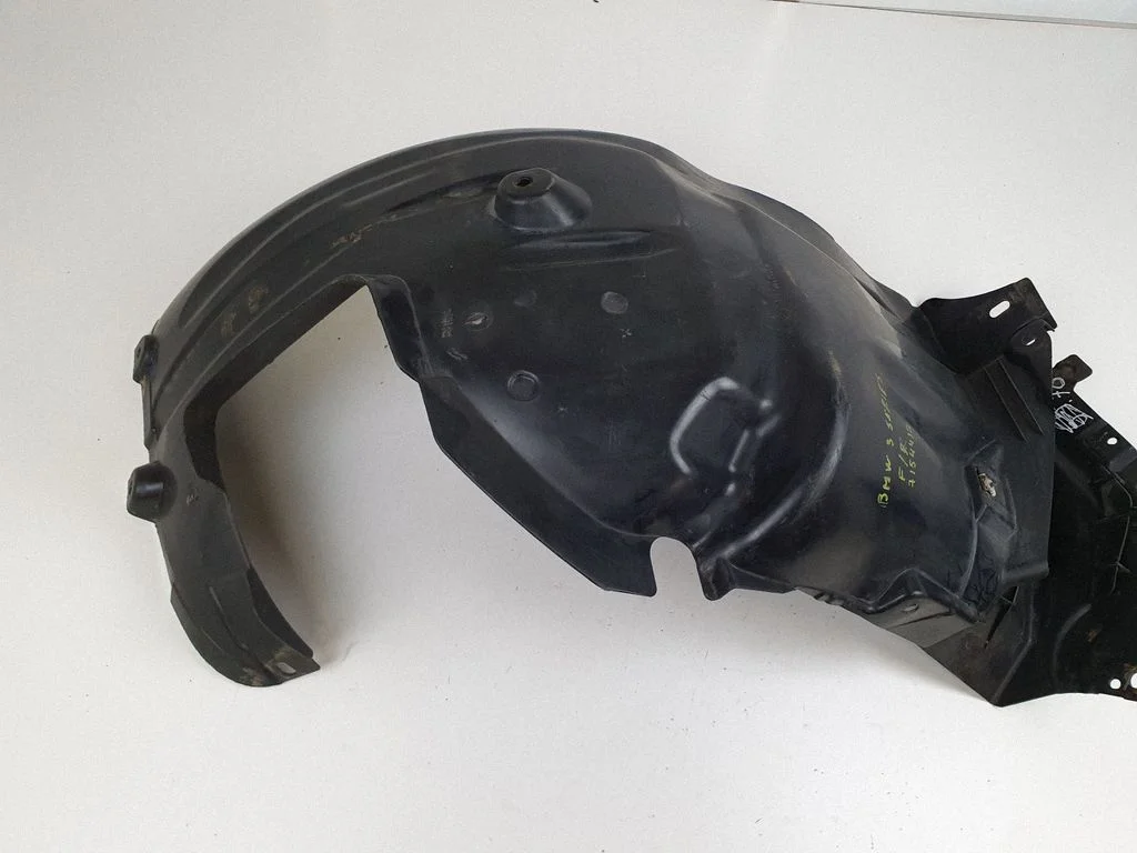 Esimene rattakoopa katteliist / porikaitse – BMW 3-seeria E92 E93 (2005-2014)