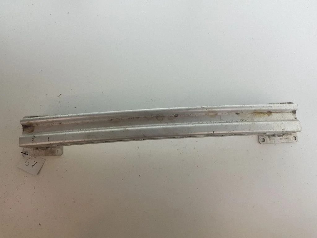 Aizmugurējā bufera šķērssija BJ3217906AC