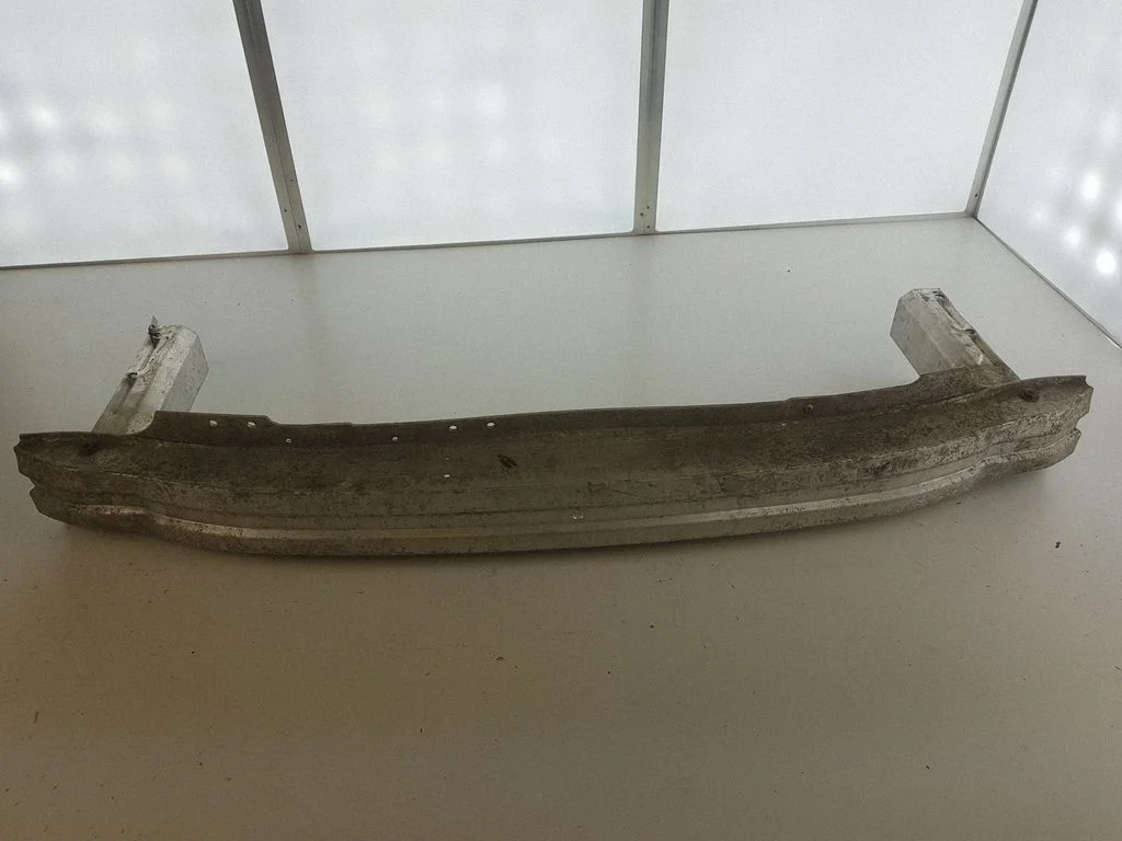 Rear bumper cross member 8H0807313