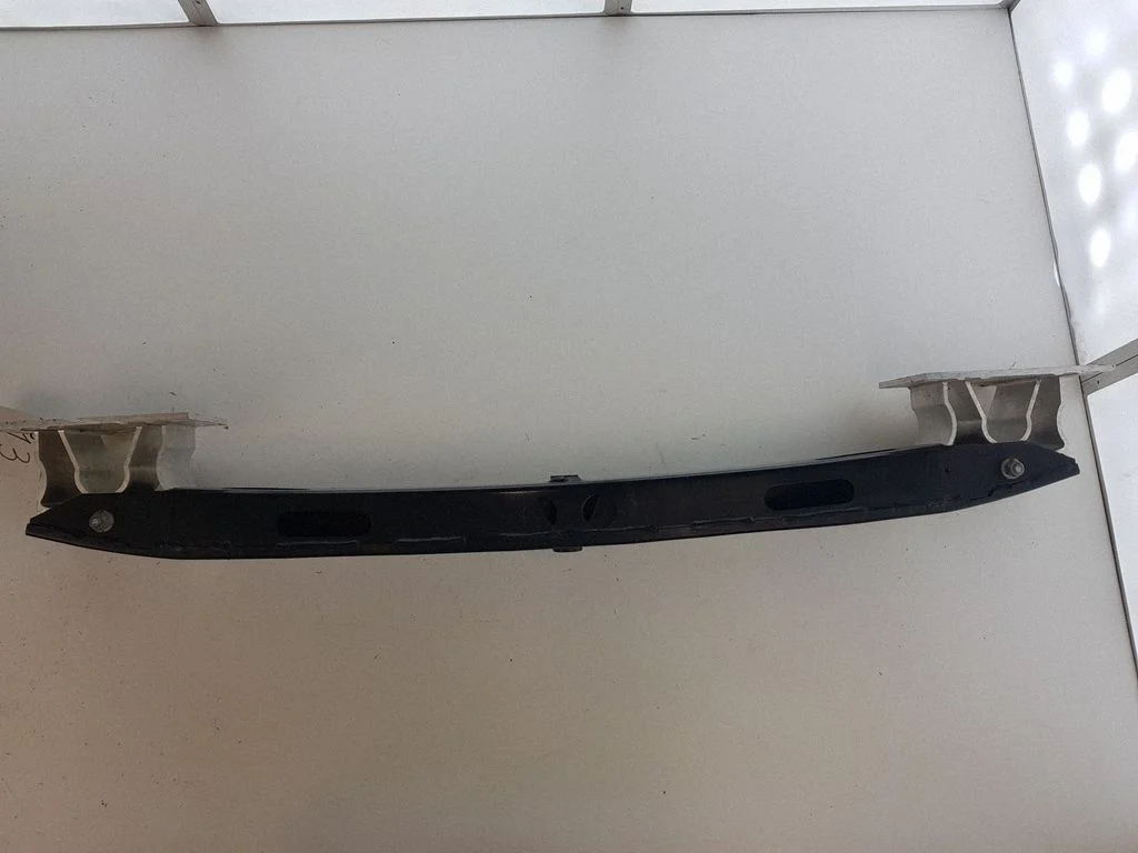 Rear bumper cross member DK6217B892AF