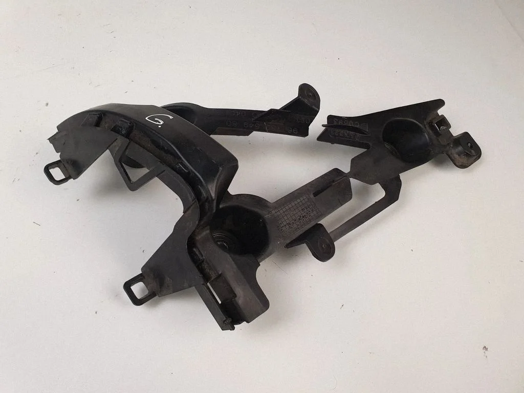 Rear bumper mounting bracket – Peugeot 2008 I (2013-2019)