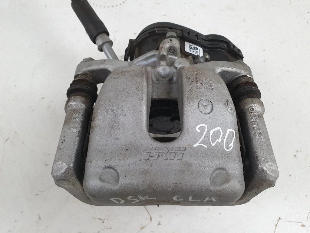 Tagumine pidurisadul A2464232498 – Mercedes-Benz CLA-klass C117 X117 W117 (2013-2019)