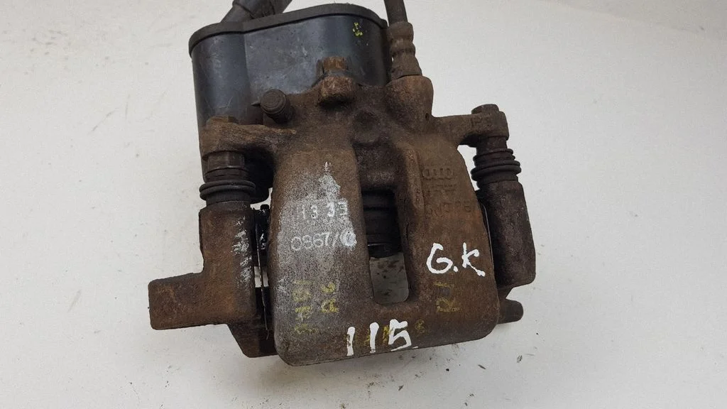 Rear brake caliper 0867C
